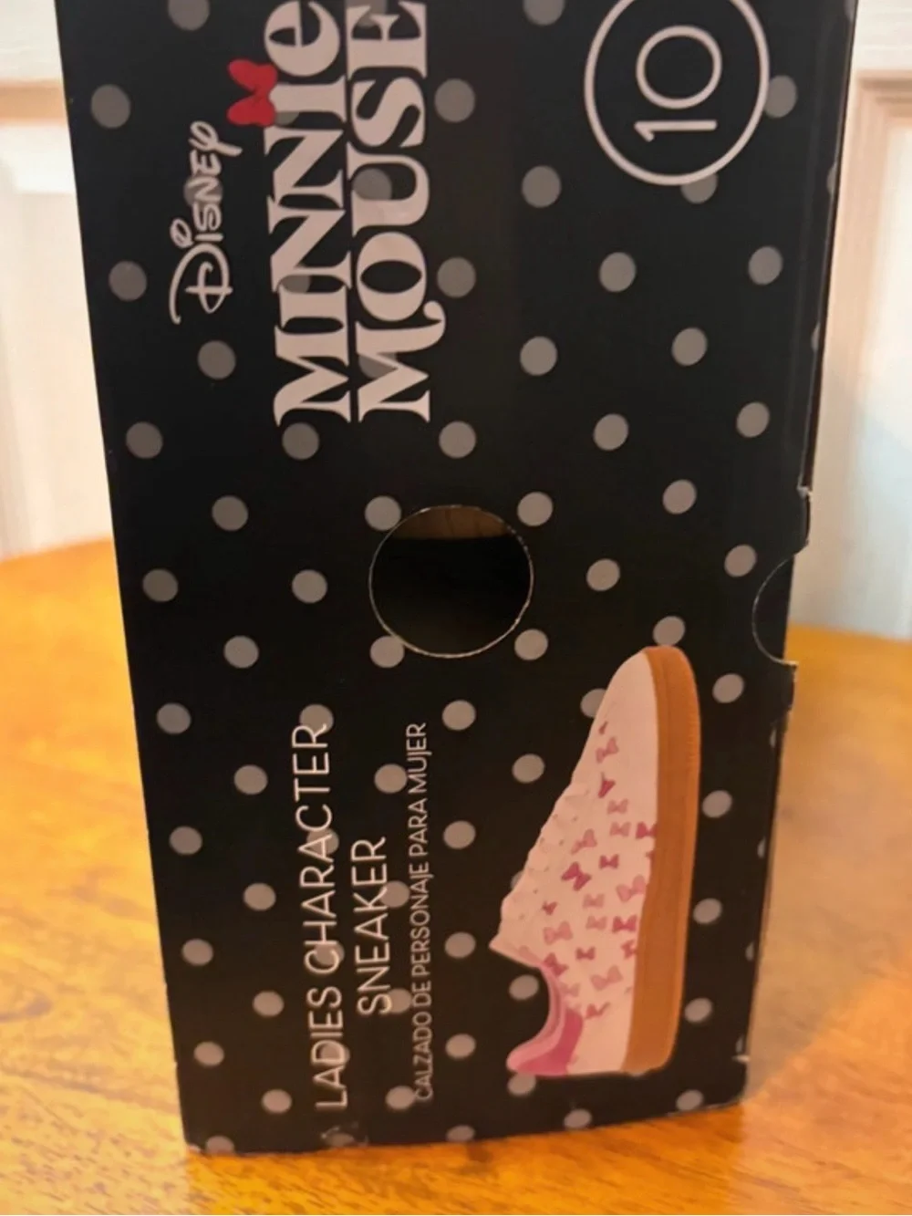 Woman’s Disney Cream Sneakers with Pink Bow Print